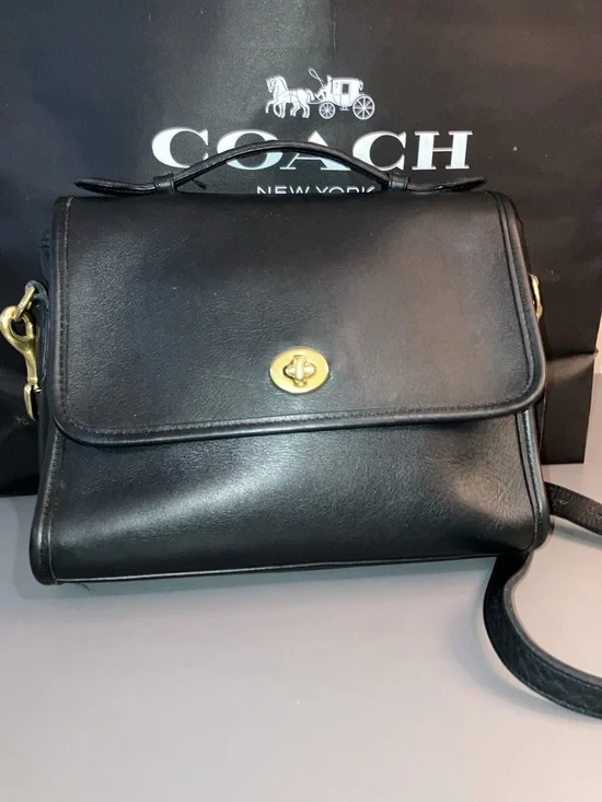 Coach Vintage Court 9870 Crossbody Bag Navy Blue