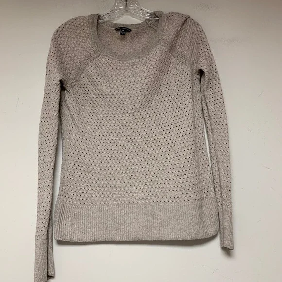 American Eagle Sweater Womens Small Oatmeal Excellent Pointelle Knit Crew Neck