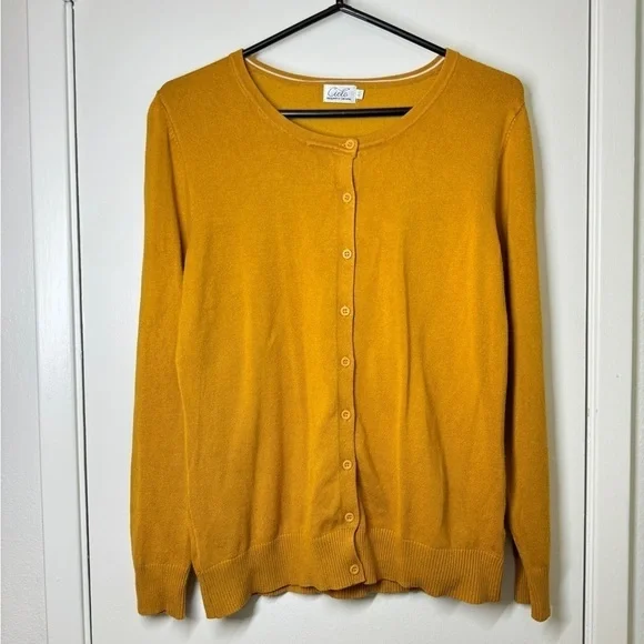 Cielo Mustard Yellow Button Front Long Sleeve Cardigan Sweater Size Large