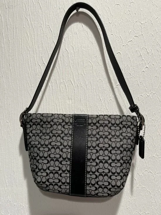 COACH Signature Logo Mini Carley Black Boho Bag Zip Closure Vintage Y2K