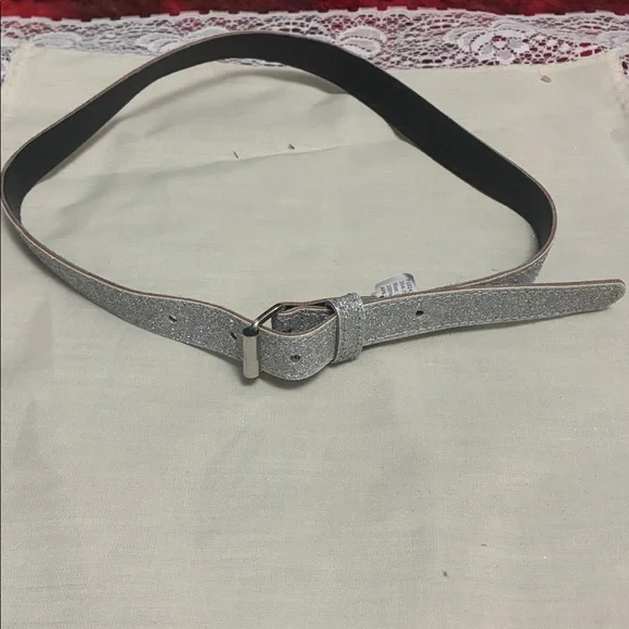 Girls sparkle silver belt 6 reg