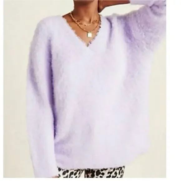 Anthropologie Simone Oversized Fuzzy Purple/Lavender V-Neck Sweater-Size S