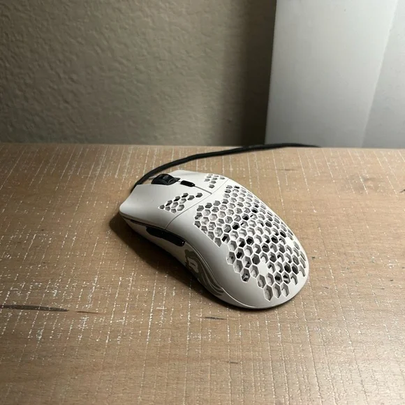 Glorious Model O- (Minus) Wired To Gaming Mouse RGB