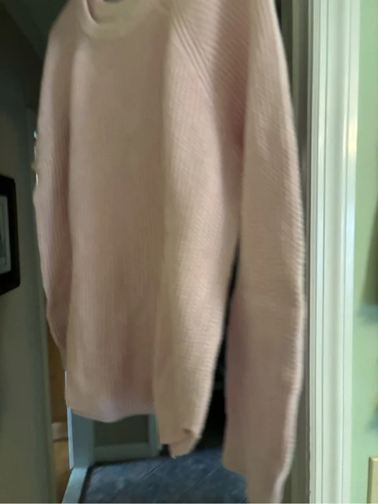 Soft Pink Women's Crewneck Sweater