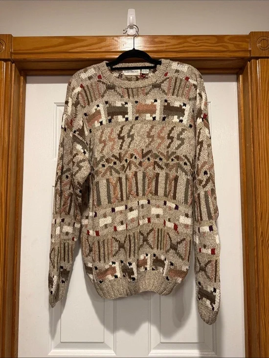 Vintage-Inspired Neutral Pattern Crewneck Sweater - Beige