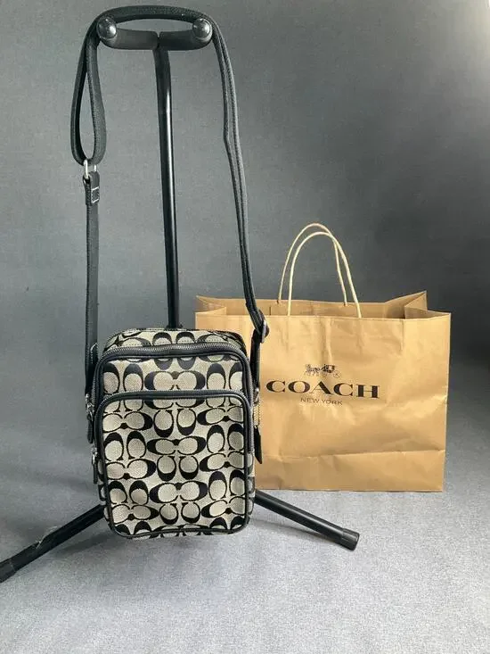 Coach 4270 Vintage International Shoulder Bag Black Signature Canvas Crossbody