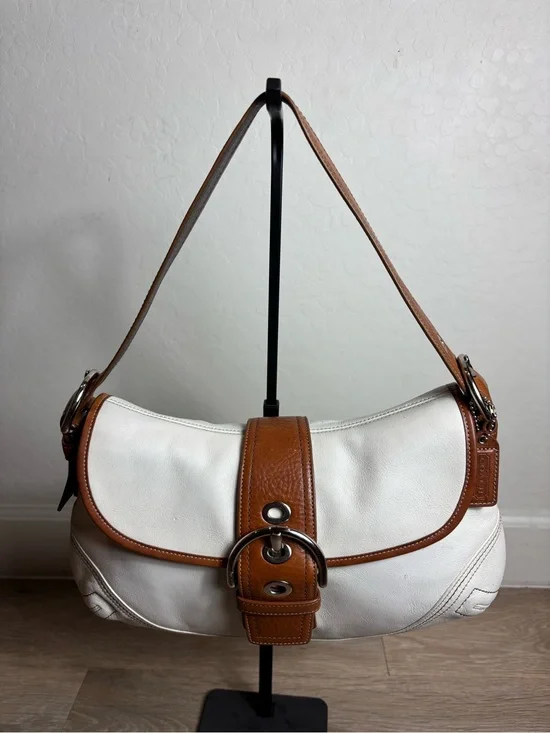 Coach Soho White Leather Buckle Shoulder Bag Brown Trim Y2K Purse