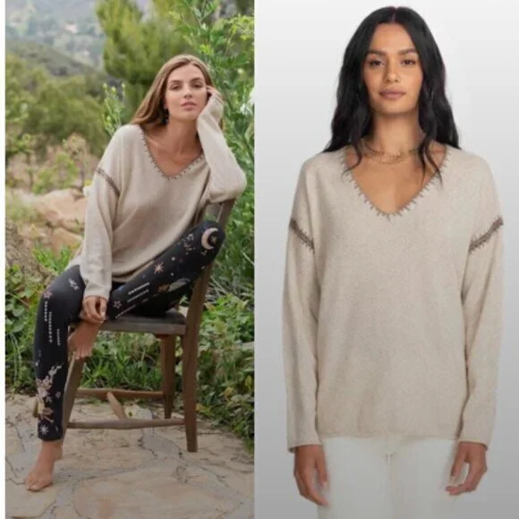 Johnny Was Sweater Whipstitch Cashmere V-Neck in Tan Cream