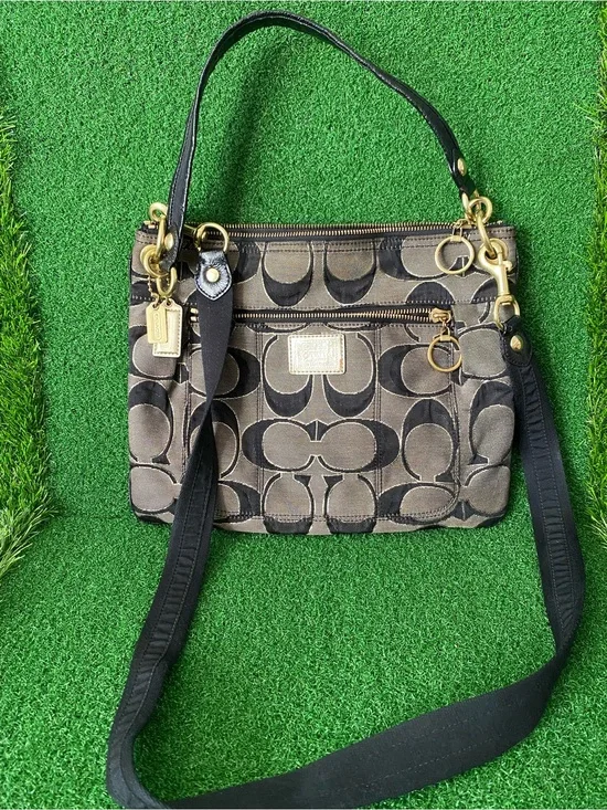 Vintage Coach #18135 Black & Gold Canvas Leather Trim Shoulder/Crossbody