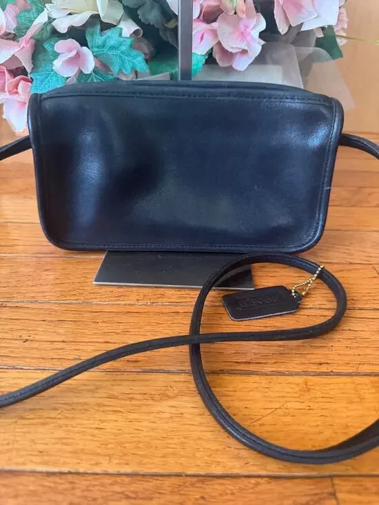 Coach Vintage black BAG 7617 purse (100