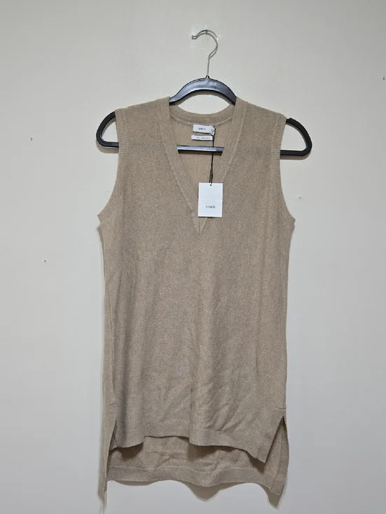 VINCE Sleeveless V-Neck Cashmere Knit Top