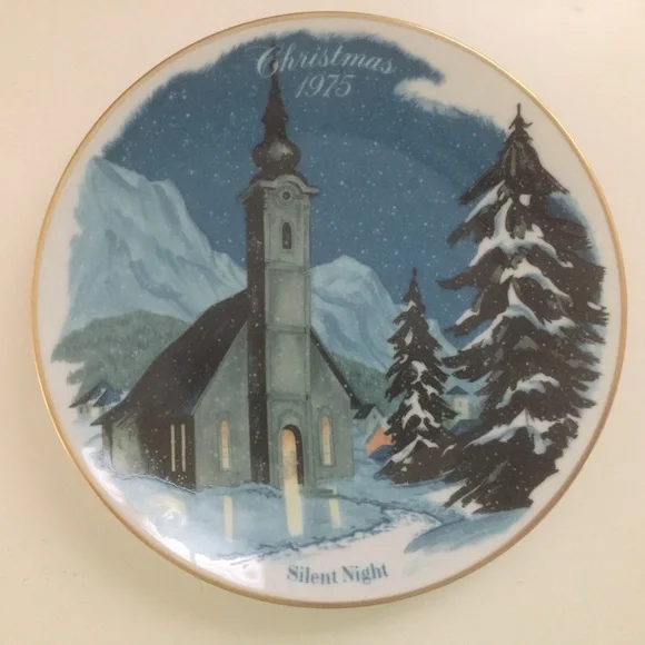 The Danbury Mint 1975 Limited Edition Christmas Plate 