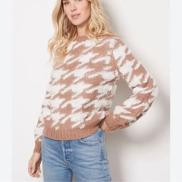 Line & Dot Houndstooth Pullover Sweater(Size Medium)