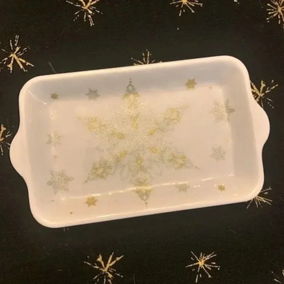Snowflake trinket tray EUC‎