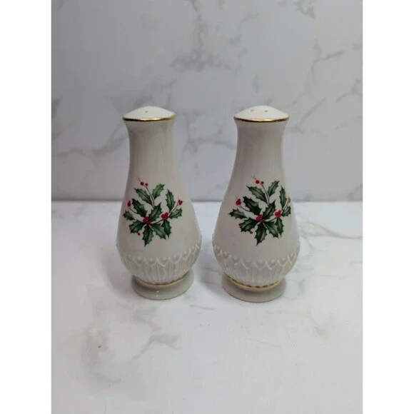 Lenox Holiday Salt & Pepper Shakers Pair Holly Berry Gold Trim USA Porcelain