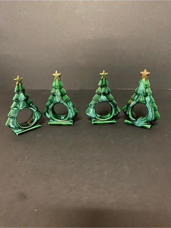 Green Ceramic Christmas Tree vintage Napkin Rings - Set of 4