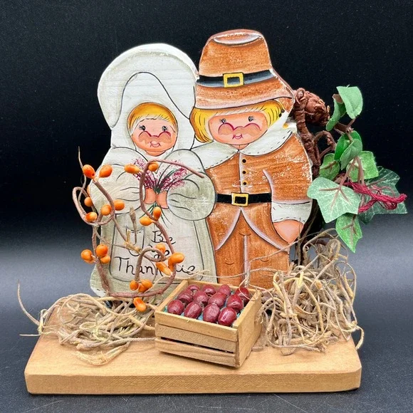 Vtg Thanksgiving Pilgrim Couple Wooden Hand Painted Fall Decor 5.5