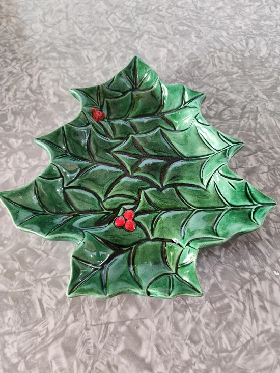 Green Holly Leaf Ceramic Holiday Dish