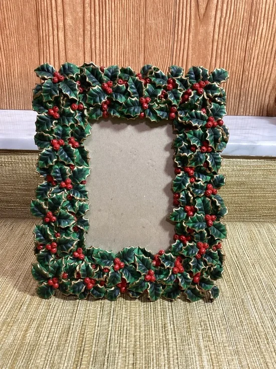 Holly Berry Decorative Picture Frame - Green & Red