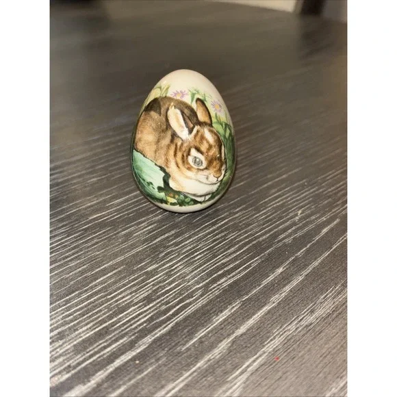 Hand Painted Glazed Egg Bunny‎ In Garden  Great For Easter