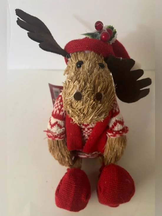 naturally decorative Christmas animal NEW NWT holiday moose in sweater