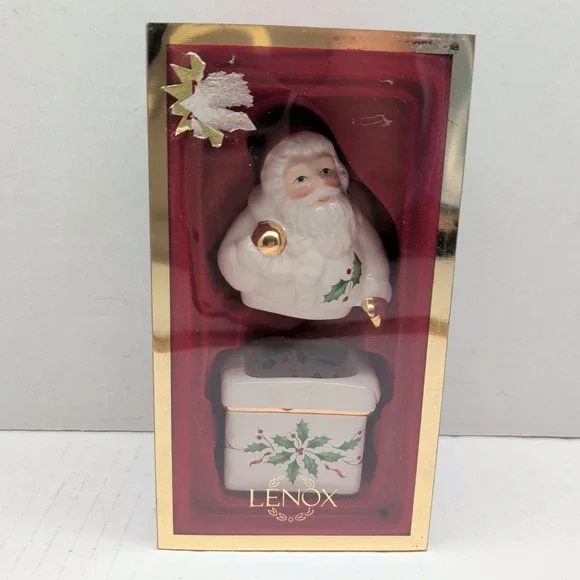 Lenox Holiday Santa Atop Chimney Stackable Salt and Pepper Shaker Set 6238620