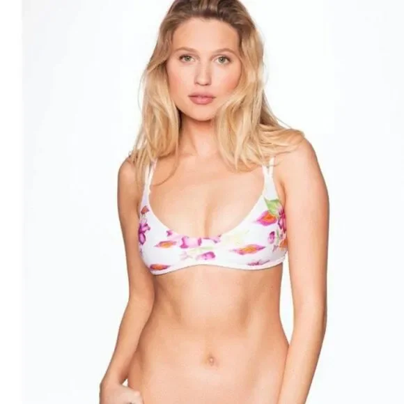 Frankie's Bikinis Floral Bikini Top‎