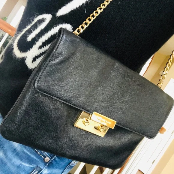 Authentic Michael Kors shoulder bag‎