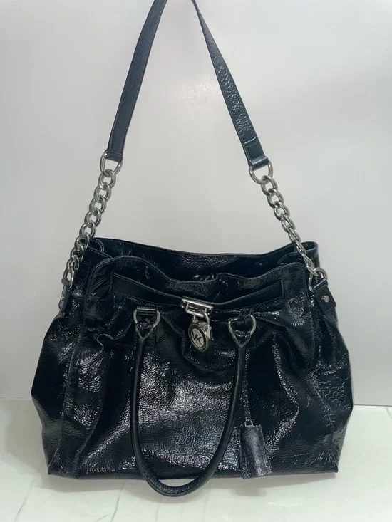 MICHEAL Michael Kors Silver-Tone Hardware Black Patent Leather Shoulder Bag