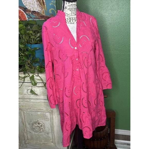 100% Cotton Pink Eyelet Swimsuit Coverup Coastal Beachwear Vacation Coverup