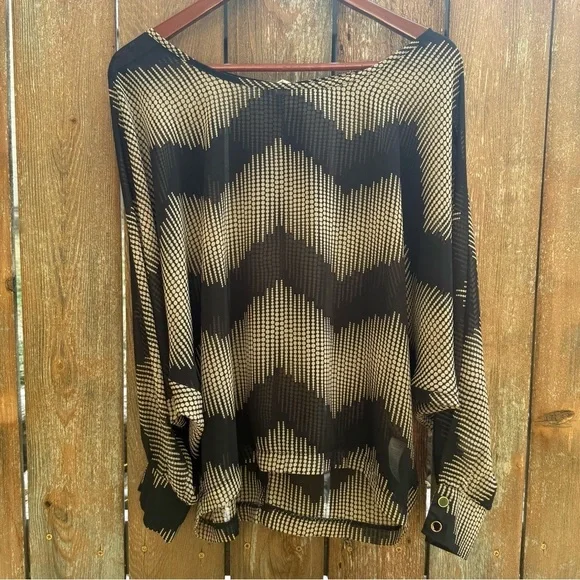 MIND CODE Women’s Black Cream Chevron Sheer Long Sleeve Shirt Blouse Size Small