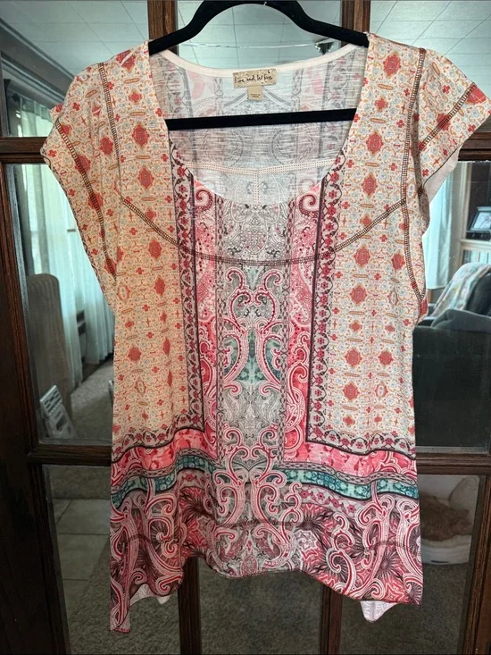 Live and Let Live Womens Large Paisley Mixed Print Rhinestone Sharkbite Top Boho