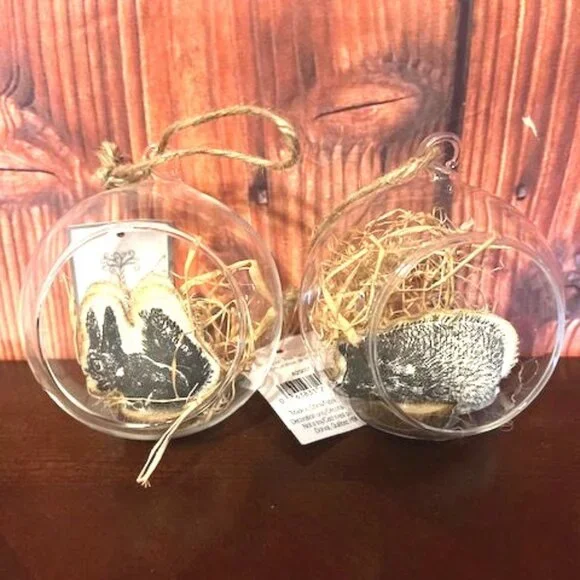 Decorative Glass Hanging Animal Ornaments Set of 2 hedgehog and‎ squirrel