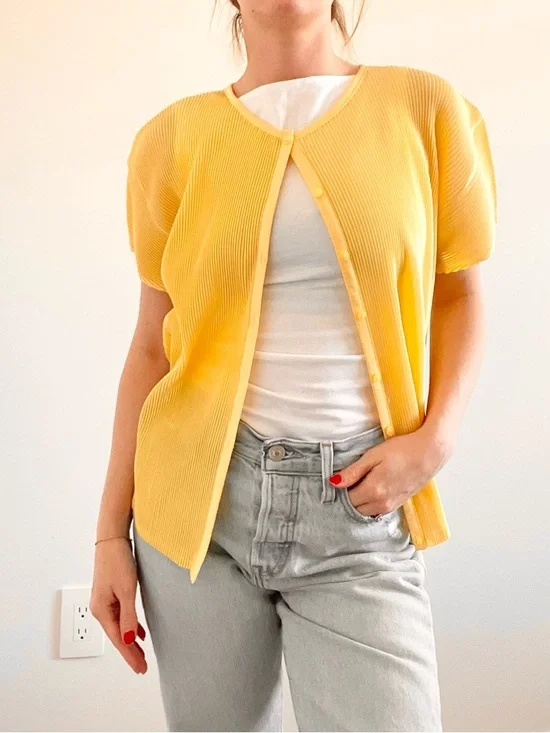 Vintage Sunny Yellow Ribbed Button Down Short Sleeve Cardigan
