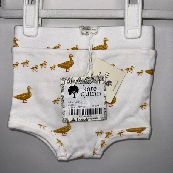 NWT Kate Quinn White and Retro Gold Duck Print Diaper Cover