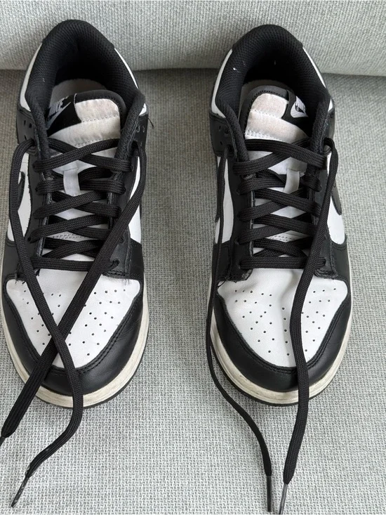 Nike Black and White Women's Low-Top Athletic Sneakers