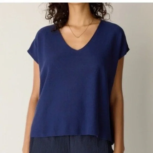 Eileen Fisher V-Neck Organic Linen Top Size M Navy Blue Knit Short Sleeve Boxy