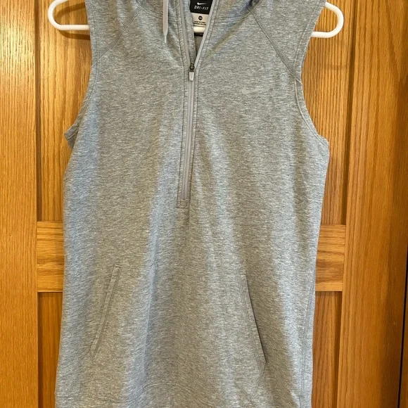 Nike Obsessed Dri-FIT Sleeveless Hooded Tank -‎ Light Gray