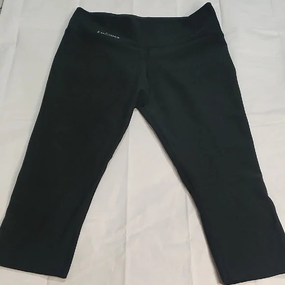 Nike Black‎ Performance Capris