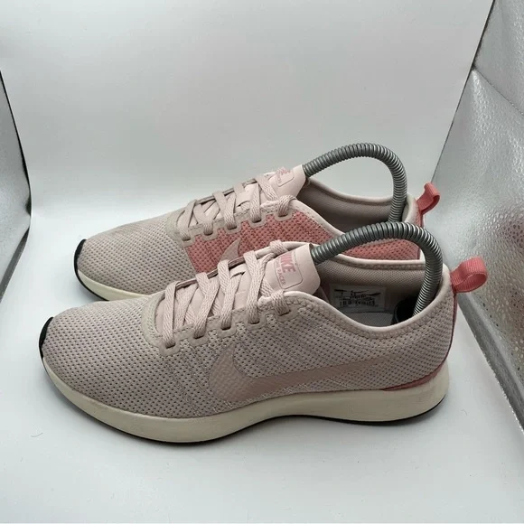 Nike Dualtone Racers women’s pink sneakers size 7