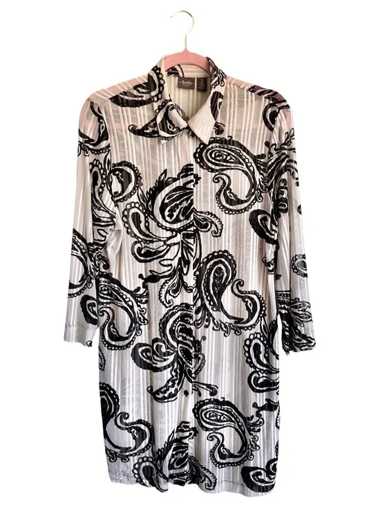 Chico's Women Artsy Black White Paisley Button-Front Long Sheer Tunic Top Blouse