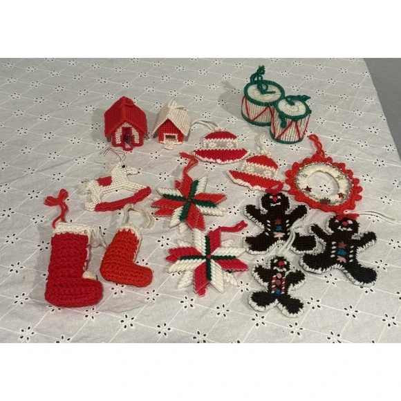 Retro 80s Plastic Canvas‎ Yarn Stitched Christmas Ornament Lot 15