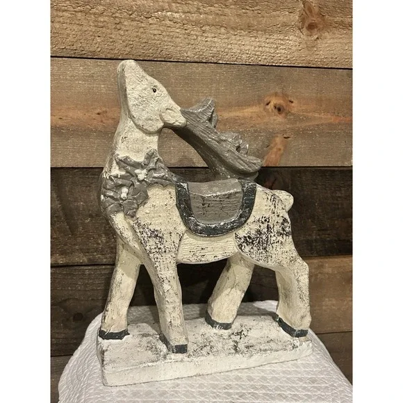 Resin Christmas Reindeer 13