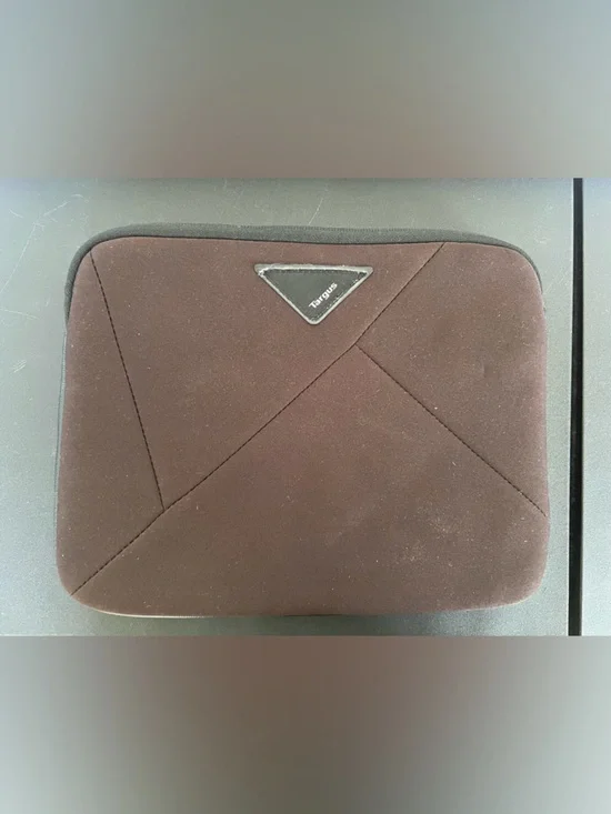 Targus Brown Neoprene iPad Sleeve