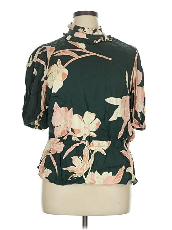 T Tahari Woman Floral Print Top-NWT