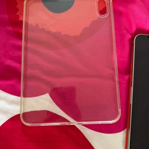 Apple Transparent Tablet Case