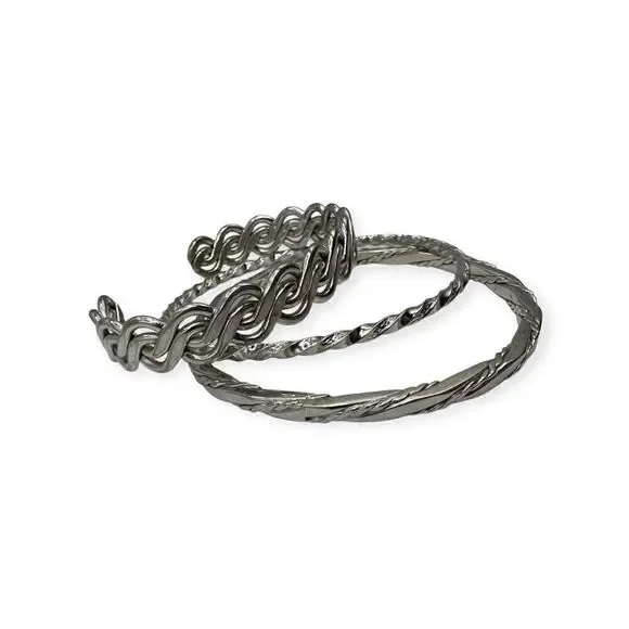 Set of 3 silver-colored bangle bracelets vintage costume jewelry