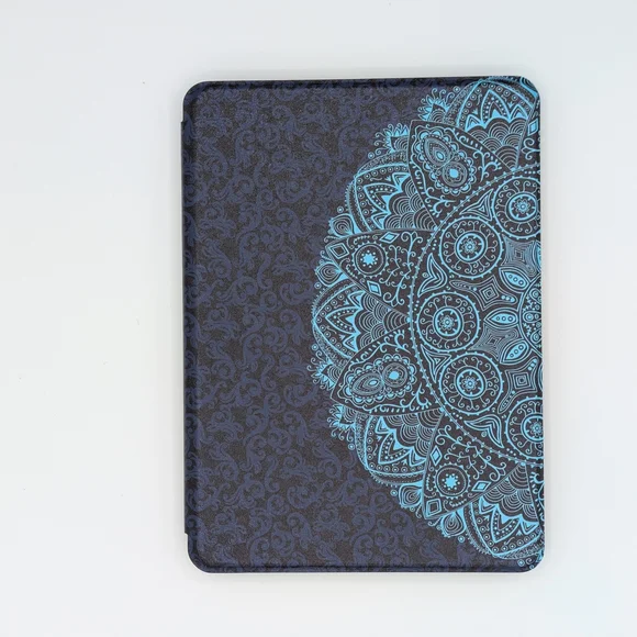 Kindle Paperwhite Mandala Case