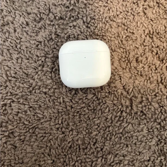 Apple White AirPods Case