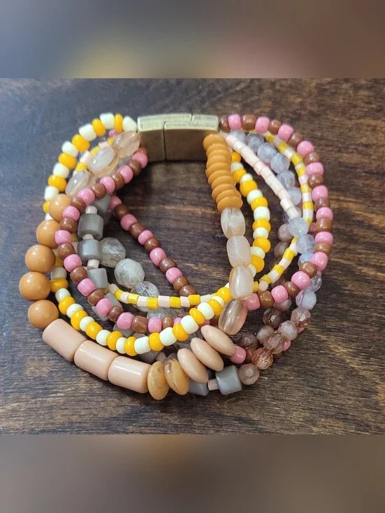 (12) PLUNDER Acrylic Stretch Bracelets With Clasp